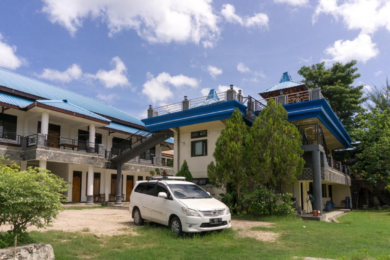 Reddoorz @ Tambolaka Sumba Hotel Lokokaki Exterior photo