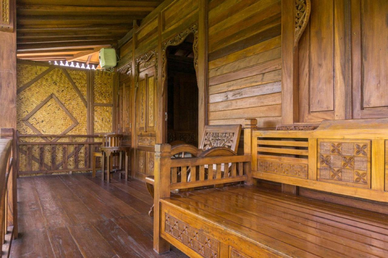 Reddoorz @ Tambolaka Sumba Hotel Lokokaki Exterior photo