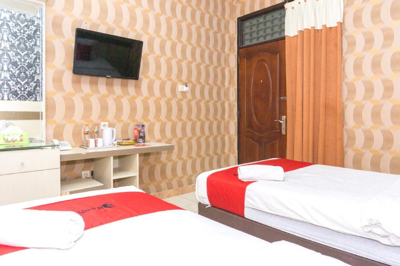 Reddoorz @ Tambolaka Sumba Hotel Lokokaki Exterior photo